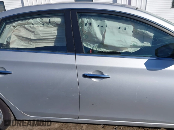 2014 Nissan Sentra SR with VIN 3N1AB7AP5EY210144, listed as a IAAI auction lot 41609892 with 174,631 mi miles and . Bid and sale history available at DreamBid. Image 13.