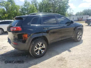 2017 Jeep Cherokee Trailhawk L Plus with VIN 1C4PJMBBXHW517252, listed as a Copart auction lot 51414315 with 185,274 mi miles and Salvage Title. Bid and sale history available at carsss.com. Image 3.