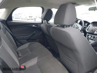 2014 Ford Focus SE with VIN 1FADP3K27EL199542, listed as a IAAI auction lot 42071908 with 142,180 mi miles. Bid and sale history available at carsss.com. Image 8.
