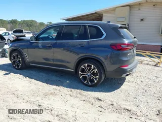 2022 BMW X5 sDrive40i with VIN 5UXCR4C05N9L37464, listed as a IAAI auction lot 41891016 with 43,793 mi miles and . Bid and sale history available at DreamBid. Image 3.