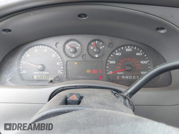 2011 Ford Ranger XLT with VIN 1FTLR4FE3BPA87626, listed as a IAAI auction lot 42658862 with 83,943 mi miles and . Bid and sale history available at DreamBid. Image 7.