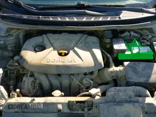 2013 Hyundai Elantra GLS z VIN 5NPDH4AE7DH160610, wystawiony jako IAAI lot #43363766 z przebiegiem 224 766 mil mil oraz . Historia ofert i sprzedaży dostępna na DreamBid. Obrazek 16.