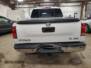 2015 Nissan Titan SV with VIN 1N6AA0EC1FN513139, listed as a Copart auction lot 44137415 with 114,842 mi miles and Clean title. Bid and sale history available at DreamBid. Image 6.