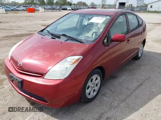 2005 Toyota Prius with VIN JTDKB20U853031729, listed as a IAAI auction lot 42122028 with 299,999 mi miles. Bid and sale history available at carsss.com. Image 2.