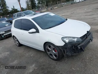 2010 Volkswagen GTI z VIN WVWFD7AJ6AW229800, wystawiony jako IAAI lot #41622808 z przebiegiem 131 477 mil mil oraz . Historia ofert i sprzedaży dostępna na DreamBid. Obrazek 1.