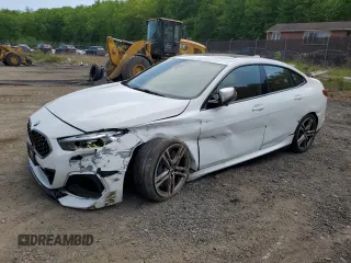 2020 BMW 2 Series M235i xDrive z VIN WBA13AL03L7F88520, wystawiony jako Copart lot #55298205 z przebiegiem 37 806 mil mil oraz Szkoda całkowita • Salvage title. Historia ofert i sprzedaży dostępna na DreamBid. Obrazek 1.