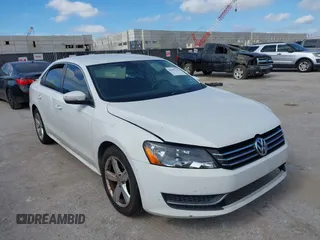 2013 Volkswagen Passat SE с VIN 1VWBH7A30DC134298, выставлен на аукционе IAAI как лот 42592442 с пробегом 248 768 миль миль и . История ставок и продаж доступна на DreamBid. Изображение 1.