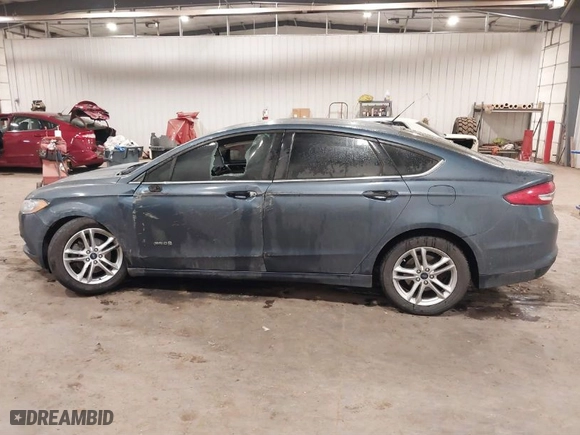 2018 Ford Fusion Hybrid SE with VIN 3FA6P0LU7JR147556, listed as a IAAI auction lot 41131572 with NaN miles. Bid and sale history available at carsss.com. Image 14.