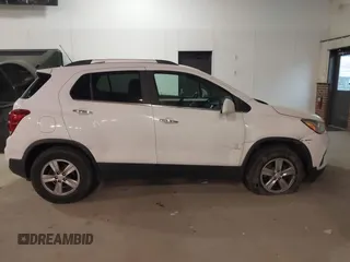 2017 Chevrolet Trax LT with VIN KL7CJPSB7HB243335, listed as a IAAI auction lot 41705724 with 85,309 mi miles. Bid and sale history available at carsss.com. Image 13.