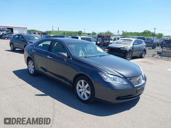 2008 Lexus ES 330 z VIN JTHBJ46G982162693, wystawiony jako IAAI lot #42286480 z przebiegiem 121 834 mil mil oraz . Historia ofert i sprzedaży dostępna na DreamBid. Obrazek 1.