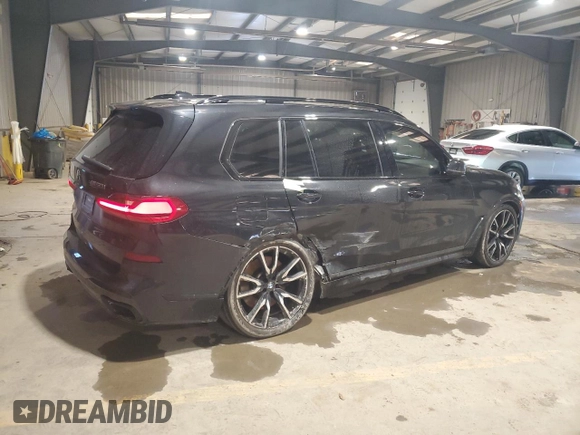 2022 BMW X7 M50i with VIN 5UXCX6C0XN9K45266, listed as a Copart auction lot 45732455 with 29,660 mi miles and Salvage Title. Bid and sale history available at carsss.com. Image 3.