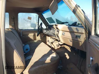 1986 Ford F-250 with VIN 1FTHX26L6GKB55629, listed as a IAAI auction lot 41287423 with 66,076 mi miles and . Bid and sale history available at DreamBid. Image 5.