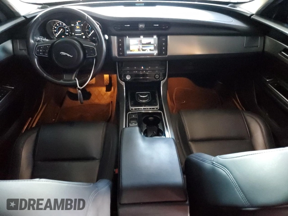 2017 Jaguar XF 20d Premium with VIN SAJBD4BN1HCY45593, listed as a Copart auction lot 67972354 with 55,710 mi miles and Salvage Title. Bid and sale history available at carsss.com. Image 8.