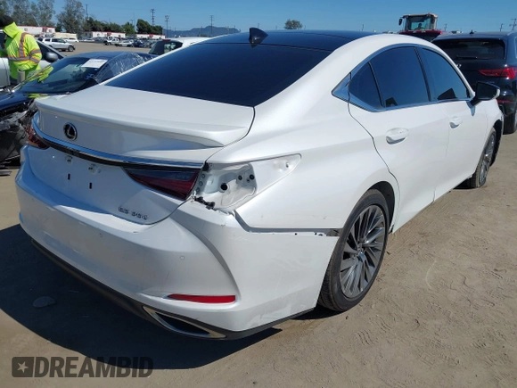 2024 Lexus ES 350 Luxury with VIN 58AEZ1B15RU175250, listed as a IAAI auction lot 42233883 with 14,483 mi miles and . Bid and sale history available at DreamBid. Image 4.