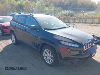 2016 Jeep Cherokee Latitude with VIN 1C4PJMCB2GW301117, listed as a IAAI auction lot 40647017 with 56,348 mi miles and . Bid and sale history available at DreamBid. Image 1.