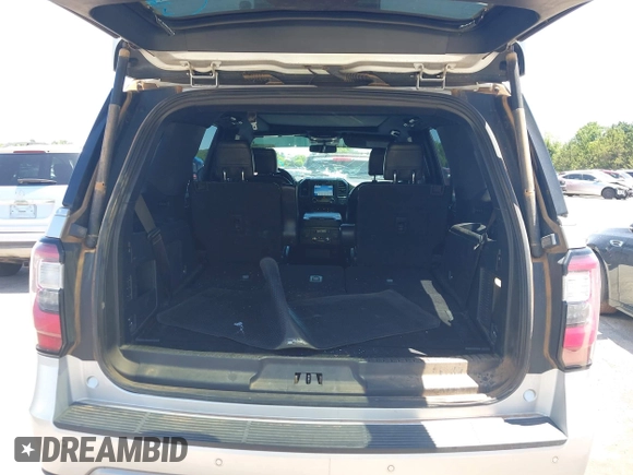 2018 Ford Expedition Limited with VIN 1FMJU2AT1JEA40908, listed as a IAAI auction lot 42268878 with 137,671 mi miles and . Bid and sale history available at DreamBid. Image 17.