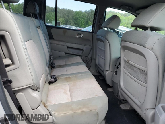 2011 Honda Pilot EX with VIN 5FNYF3H49BB006300, listed as a Copart auction lot 53062725 with 283,998 mi miles and Clean Title. Bid and sale history available at carsss.com. Image 11.