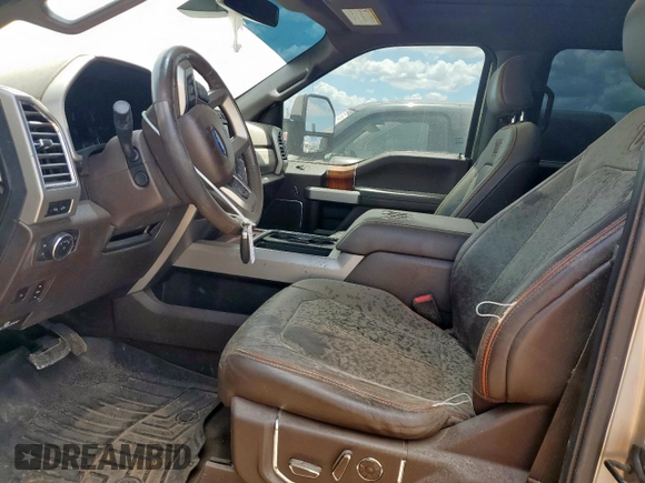 2017 Ford F-250 Lariat with VIN 1FT7W2BT4HEE31276, listed as a Copart auction lot 58258985 with 287,839 mi miles and Salvage title. Bid and sale history available at DreamBid. Image 7.