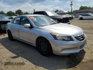 2011 Honda Accord LX z VIN 1HGCP2F37BA147663, wystawiony jako Copart lot #85851174 z przebiegiem Nie podano mil oraz Szkoda całkowita • Salvage title. Historia ofert i sprzedaży dostępna na DreamBid. Obrazek 4.