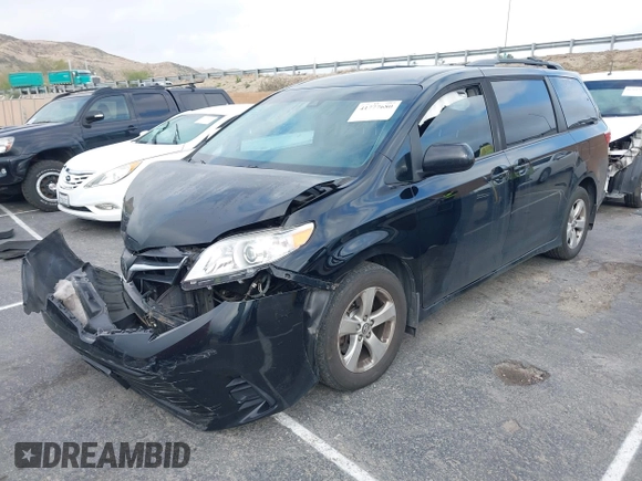 2018 Toyota Sienna LE Auto Access Seat с VIN 5TDKZ3DC4JS958786, выставлен на аукционе IAAI как лот 41777680 с пробегом 104 694 миль миль и . История ставок и продаж доступна на DreamBid. Изображение 17.