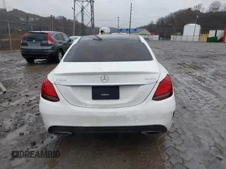 2019 Mercedes-Benz C 300 с VIN 55SWF8EB4KU320670, выставлен на аукционе IAAI как лот 41053917 с пробегом 77 942 миль миль и . История ставок и продаж доступна на DreamBid. Изображение 16.