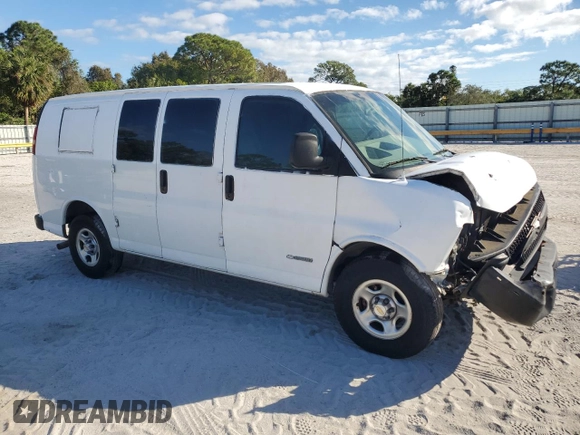 2003 Chevrolet Express Cargo with VIN 1GCFG25T931225679, listed as a Copart auction lot 82352764 with 250,164 mi miles and Clean Title. Bid and sale history available at DreamBid. Image 4.
