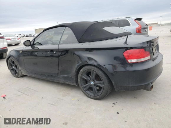 2010 BMW 1 Series 128i z VIN WBAUL7C59AVJ77852, wystawiony jako Copart lot #88792815 z przebiegiem 163 488 mil mil oraz Szkoda całkowita • Salvage title. Historia ofert i sprzedaży dostępna na DreamBid. Obrazek 2.
