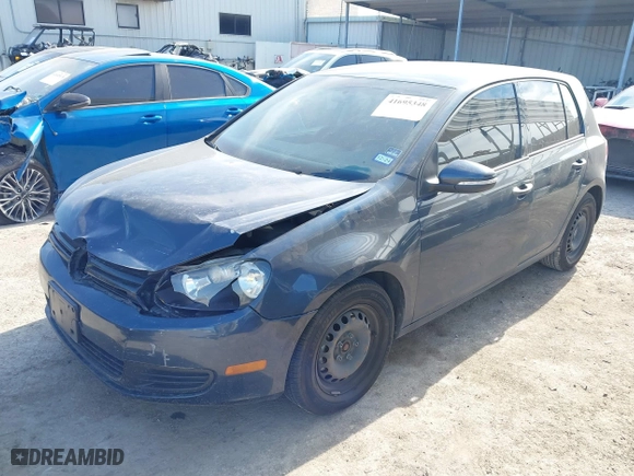 2013 Volkswagen Golf w/Conv & Sunroof with VIN WVWDB7AJ3DW118946, listed as a IAAI auction lot 41695348 with 129,413 mi miles. Bid and sale history available at carsss.com. Image 2.