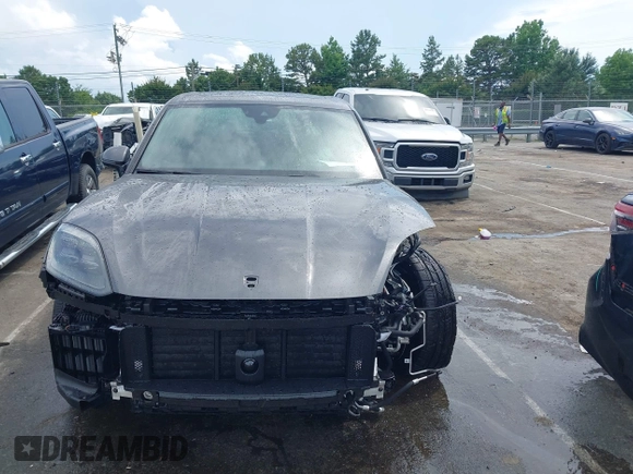 2025 Porsche Cayenne with VIN WP1AM2AY7SDA27408, listed as a IAAI auction lot 42462860 with 2,910 mi miles and . Bid and sale history available at DreamBid. Image 12.