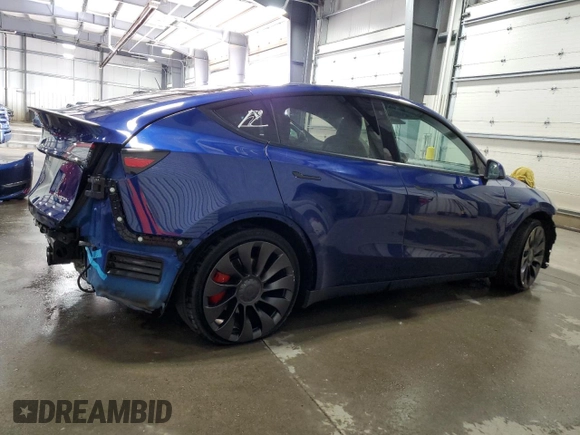 2020 Tesla Model Y Long Range with VIN 5YJYGDEF1LF035901, listed as a Copart auction lot 51004695 with 134,610 mi miles and Salvage Title. Bid and sale history available at DreamBid. Image 3.