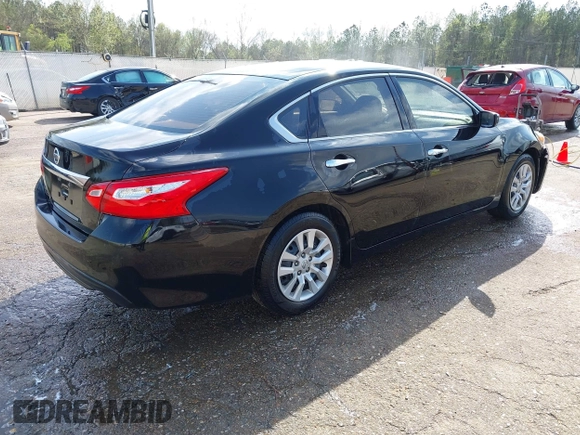 2017 Nissan Altima 2.5 SV with VIN 1N4AL3AP2HC177593, listed as a IAAI auction lot 41918149 with 173,257 mi miles. Bid and sale history available at carsss.com. Image 4.