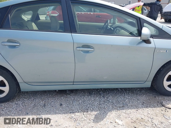 2013 Toyota Prius One z VIN JTDKN3DU1D1655518, wystawiony jako IAAI lot #42007815 z przebiegiem 182 854 mil mil oraz . Historia ofert i sprzedaży dostępna na DreamBid. Obrazek 13.