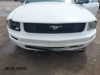 2005 Ford Mustang Deluxe with VIN 1ZVFT84N055216895, listed as a IAAI auction lot 41914884 with 67,824 mi miles. Bid and sale history available at carsss.com. Image 6.