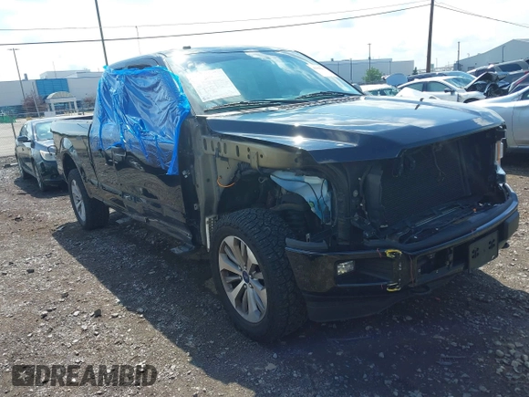 2018 Ford F-150 XL with VIN 1FTEX1EP5JKG01004, listed as a IAAI auction lot 42583232 with 123,258 mi miles and . Bid and sale history available at DreamBid. Image 1.