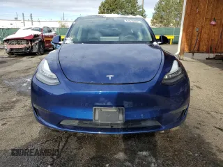 2020 Tesla Model Y Long Range z VIN 5YJYGDEE8LF029553, wystawiony jako Copart lot #51010665 z przebiegiem 42 877 mil mil oraz Szkoda całkowita • Salvage title. Historia ofert i sprzedaży dostępna na DreamBid. Obrazek 5.