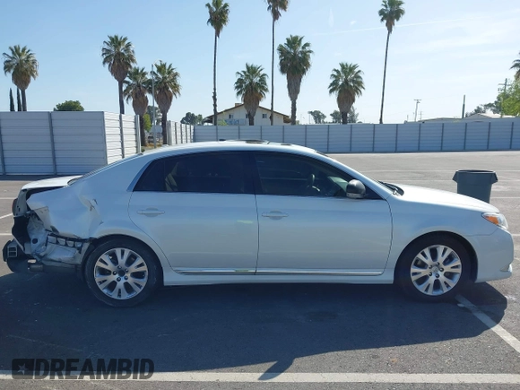 2011 Toyota Avalon with VIN 4T1BK3DB0BU414192, listed as a IAAI auction lot 42099301 with 220,967 mi miles and . Bid and sale history available at carsss.com. Image 13.