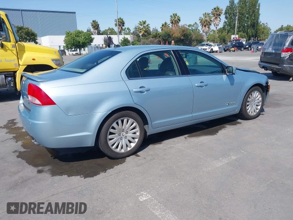 2010 Mercury Milan Hybrid with VIN 3MEDM0L35AR641477, listed as a IAAI auction lot 42443628 with 102,890 mi miles and . Bid and sale history available at DreamBid. Image 4.