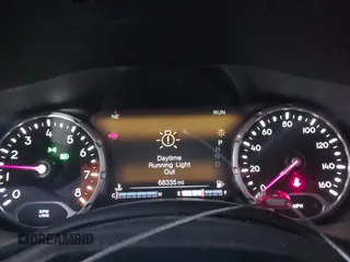 2017 Jeep Renegade Limited z VIN ZACCJBDB4HPG64163, wystawiony jako IAAI lot #41661972 z przebiegiem 68 335 mil mil oraz . Historia ofert i sprzedaży dostępna na DreamBid. Obrazek 7.