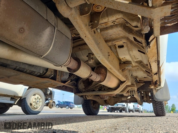 2011 Ford F-350 Platinum с VIN 1FT7W3B60BEB77928, выставлен на аукционе IAAI как лот 42626946 с пробегом 429 347 миль миль и . История ставок и продаж доступна на DreamBid. Изображение 28.