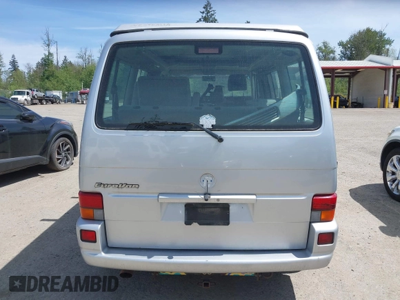 2003 Volkswagen EuroVan MV with VIN WV2NB47003H003131, listed as a IAAI auction lot 42157821 with 166,159 mi miles and . Bid and sale history available at DreamBid. Image 16.