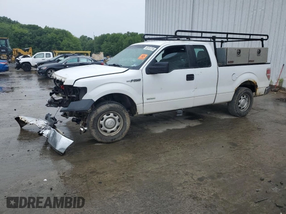 2013 Ford F-150 XL z VIN 1FTFX1CT2DKF61201, wystawiony jako Copart lot #58761215 z przebiegiem Nie podano mil oraz Szkoda całkowita • Salvage title. Historia ofert i sprzedaży dostępna na DreamBid. Obrazek 1.