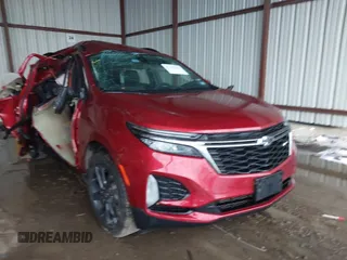 2023 Chevrolet Equinox RS z VIN 3GNAXMEG5PS135773, wystawiony jako IAAI lot #42135401 z przebiegiem 49 749 mil mil oraz . Historia ofert i sprzedaży dostępna na DreamBid. Obrazek 1.
