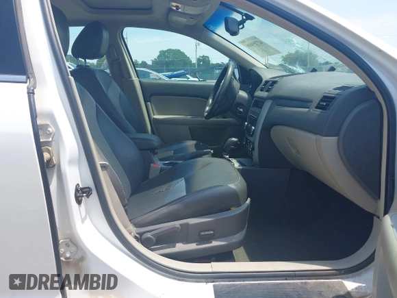 2010 Mercury Milan Premier with VIN 3MEHM0JG8AR648690, listed as a IAAI auction lot 42719400 with 182,993 mi miles and . Bid and sale history available at DreamBid. Image 5.