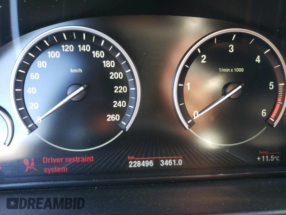 2015 BMW 5 Series 535d xDrive with VIN WBAFV3C56FD686970, listed as a Copart auction lot 75275664 with 228,496 mi miles and Salvage title. Bid and sale history available at DreamBid. Image 9.