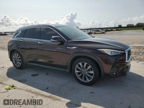 2020 Infiniti QX50 Luxe z VIN 3PCAJ5M18LF103075, wystawiony jako Copart lot #59696195 z przebiegiem 47 493 mil mil oraz Szkoda całkowita • Salvage title. Historia ofert i sprzedaży dostępna na DreamBid. Obrazek 4.