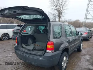 2006 Ford Escape XLS with VIN 1FMYU02Z26KA03834, listed as a IAAI auction lot 41447539 with 168,160 mi miles and . Bid and sale history available at DreamBid. Image 4.