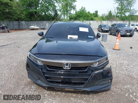 2020 Honda Accord Sport z VIN 1HGCV2F31LA001878, wystawiony jako IAAI lot #42274736 z przebiegiem Nie podano mil oraz . Historia ofert i sprzedaży dostępna na DreamBid. Obrazek 9.