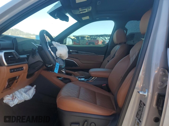 2024 Kia Telluride EX X-Line z VIN 5XYP3DGC7RG561574, wystawiony jako Copart lot #49926285 z przebiegiem 6 650 mil mil oraz Szkoda całkowita • Salvage title. Historia ofert i sprzedaży dostępna na DreamBid. Obrazek 7.