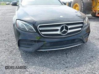 2017 Mercedes-Benz E 300 Luxury with VIN WDDZF4KB7HA083210, listed as a IAAI auction lot 41879350 with Not provided miles and . Bid and sale history available at DreamBid. Image 6.