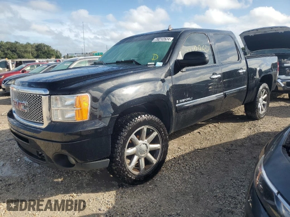 2008 GMC Sierra Denali z VIN 2GTEK638281248433, wystawiony jako Copart lot #79212524 z przebiegiem 218 840 mil mil oraz Szkody całkowita. Historia ofert i sprzedaży dostępna na DreamBid. Obrazek 1.